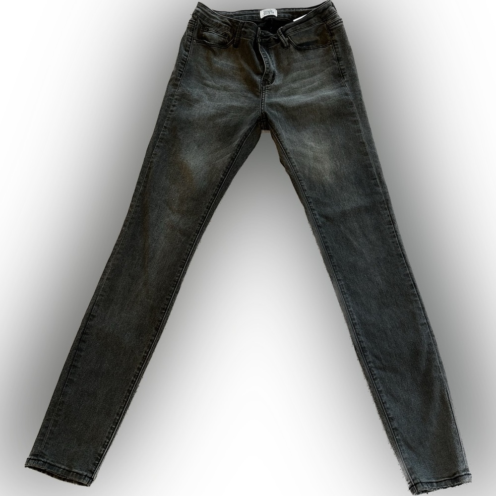 Simple Society High Rise Greyfaded Super Skinny Jeans